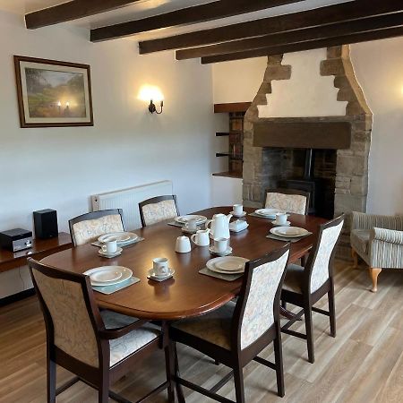 Dove Cottage - Stay At Gwens Бъкстън Екстериор снимка